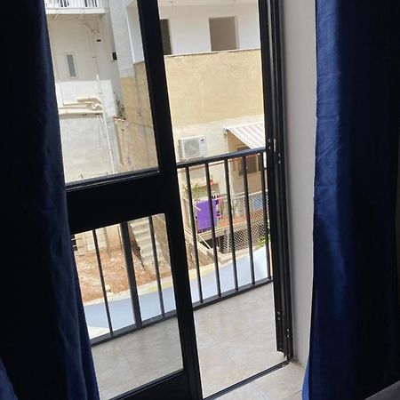 Gzira Centre Apartment Luaran gambar