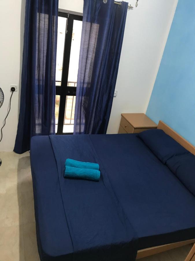 Gzira Centre Apartment Luaran gambar